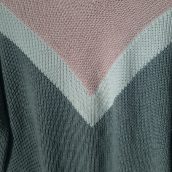 Pink Gray White Cottagecore Geometric Crew Sweater - Picture 7 of 8
